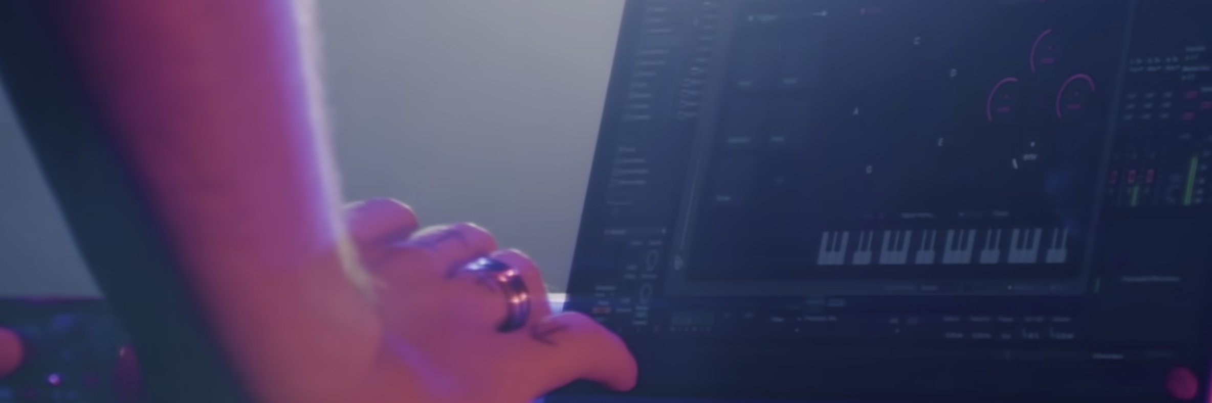 Dubler –&nbsp;Vochlea's real-time voice-to-midi controller Built with Qt